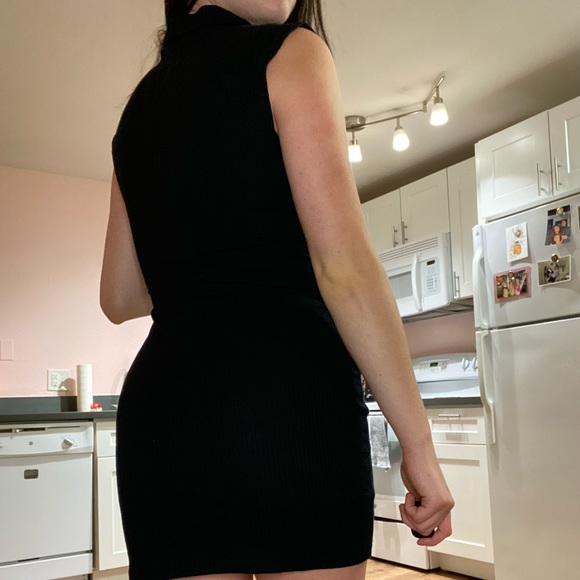 Black Ribbed Collared Mini Dress Size S - Picture 3 of 5